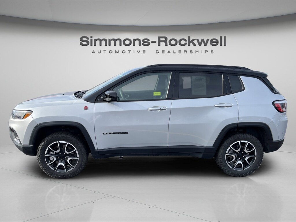 Used 2024 Jeep Compass Trailhawk Trailhawk 4x4