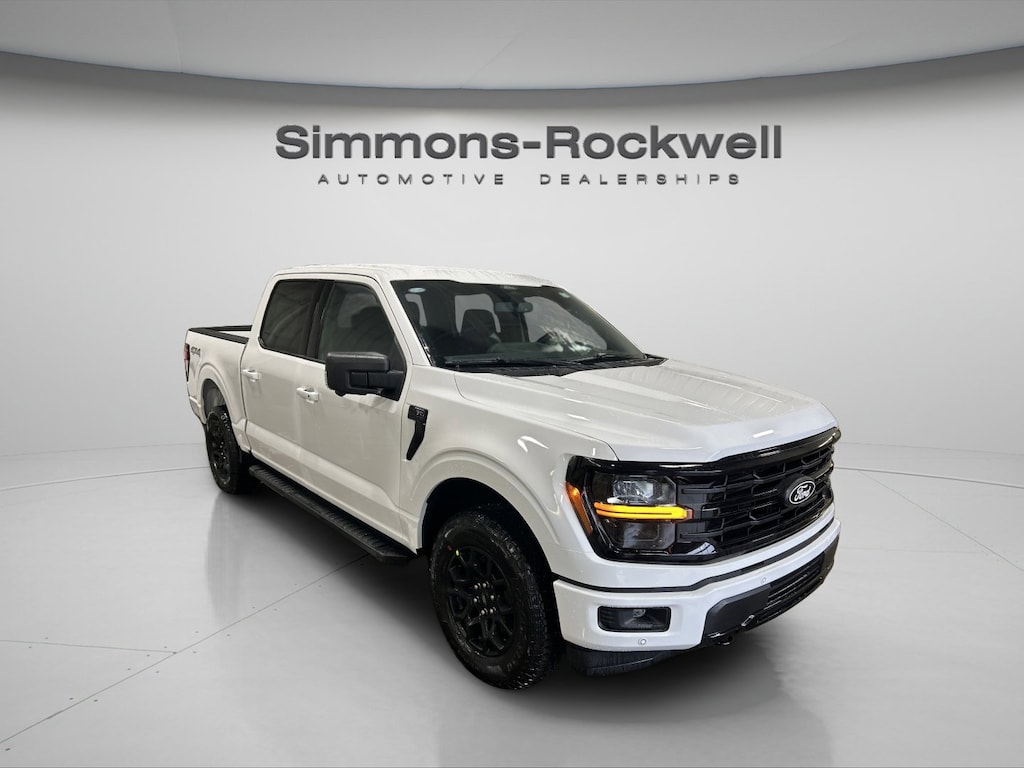 New 2026 Ford F-150 XLT XLT 4WD SuperCrew 5.5 Box