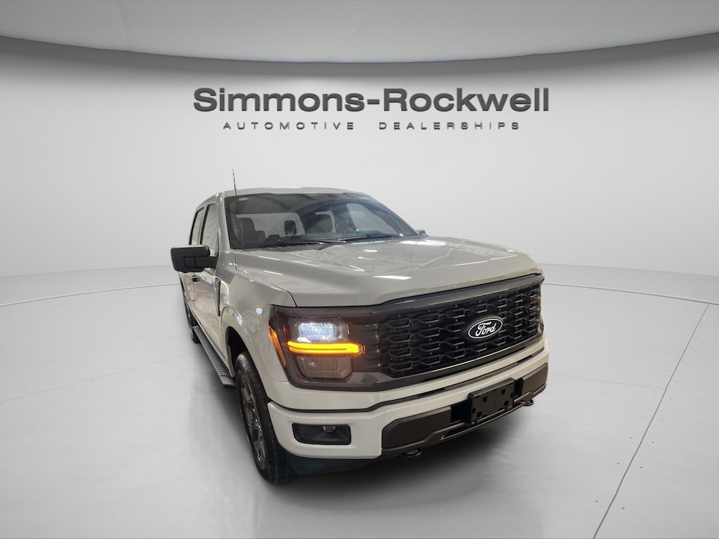 New 2026 Ford F-150 STX STX 4WD SuperCrew 5.5 Box