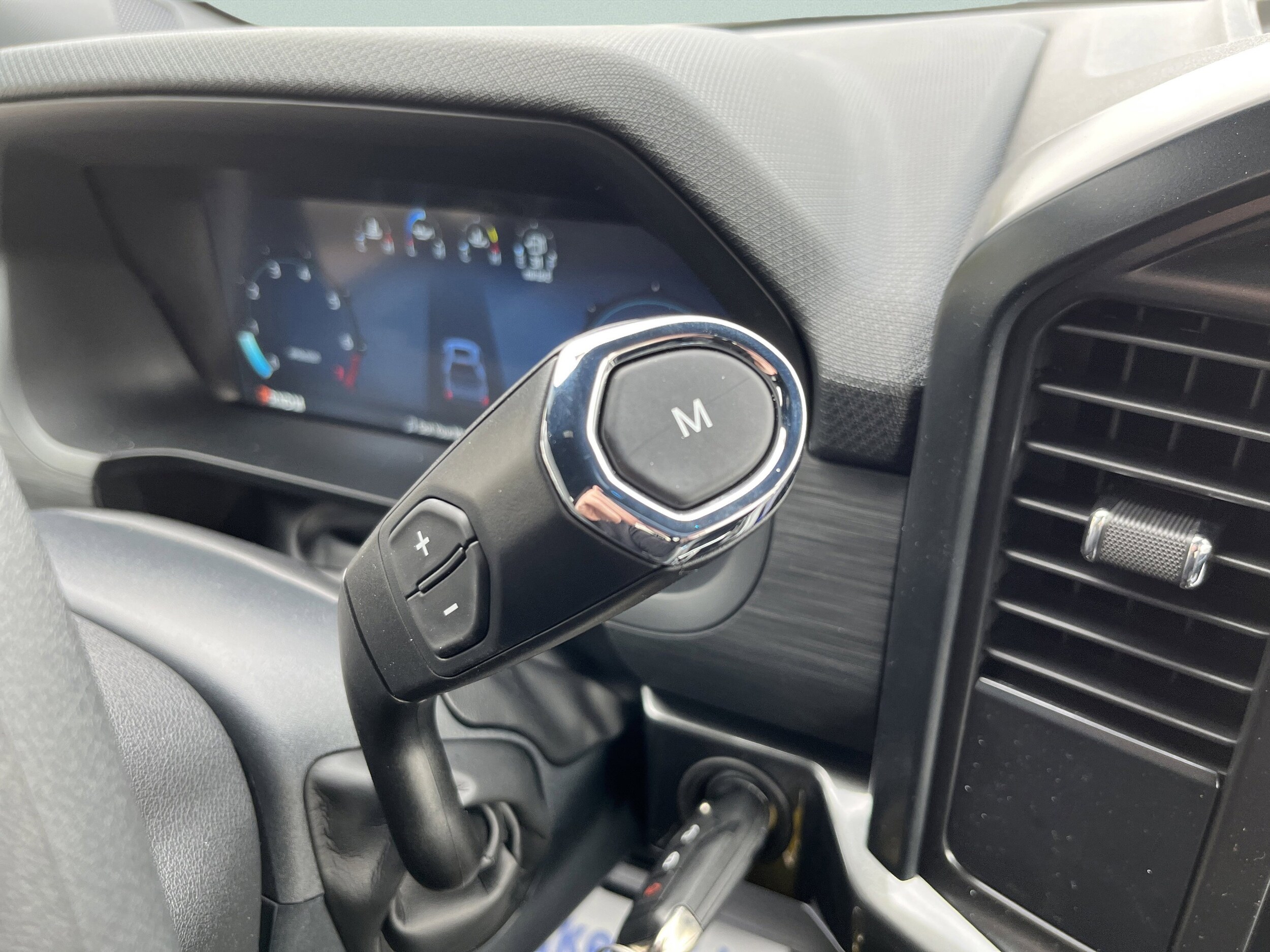 2026 Ford F-150 STX - Photo 13