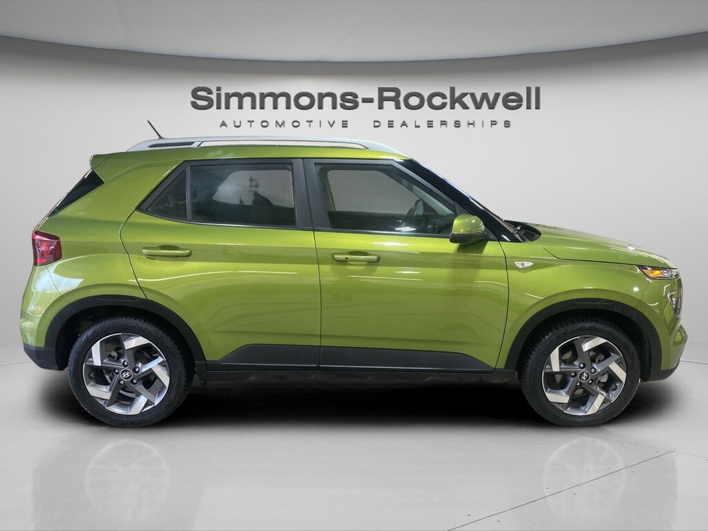 Used 2024 Hyundai Venue SEL SEL IVT