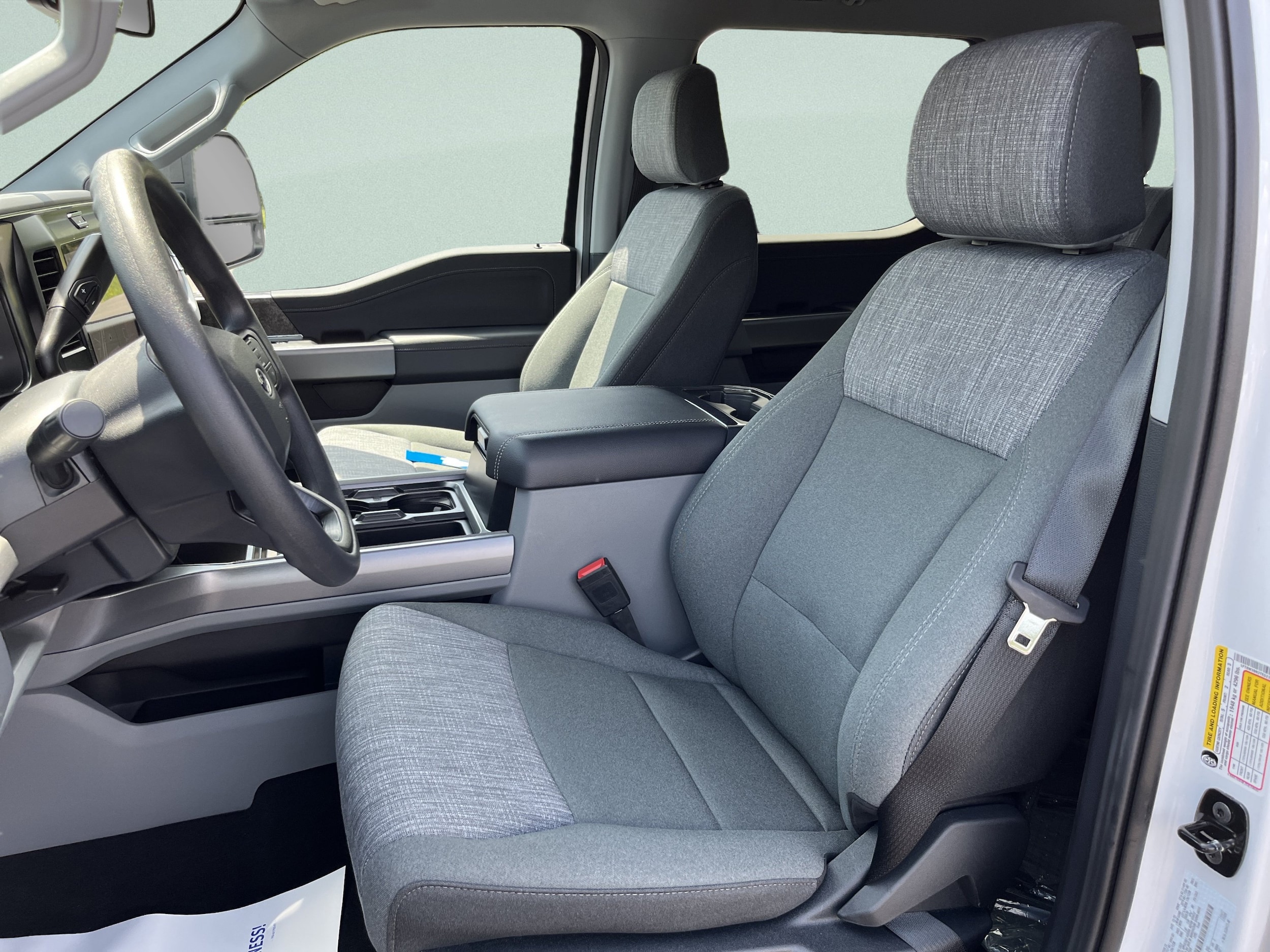 2026 Ford F-350 Super Duty XLT - Photo 11