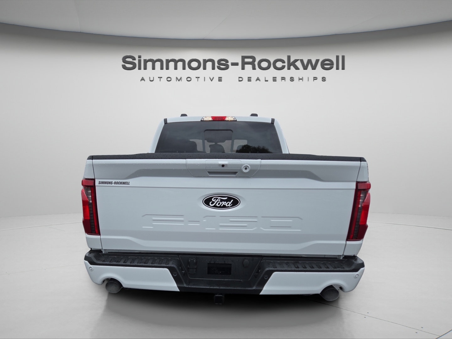 2026 Ford F-150 XLT - Photo 4