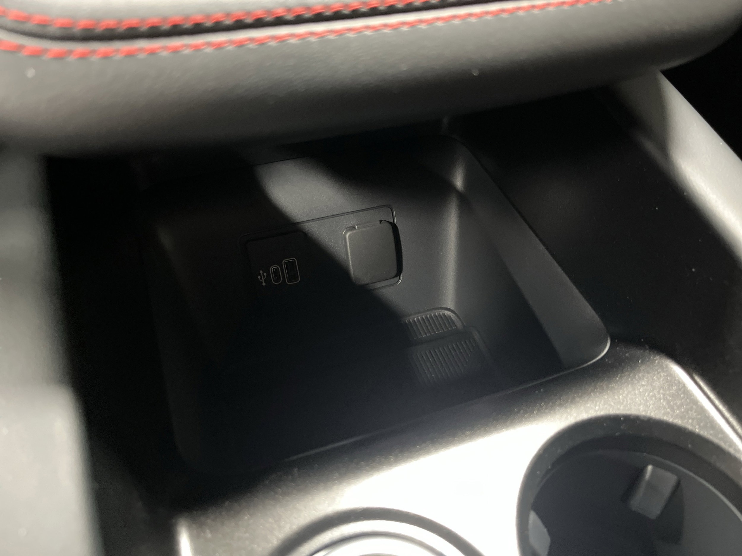 2026 Ford Explorer ST-Line - Photo 27