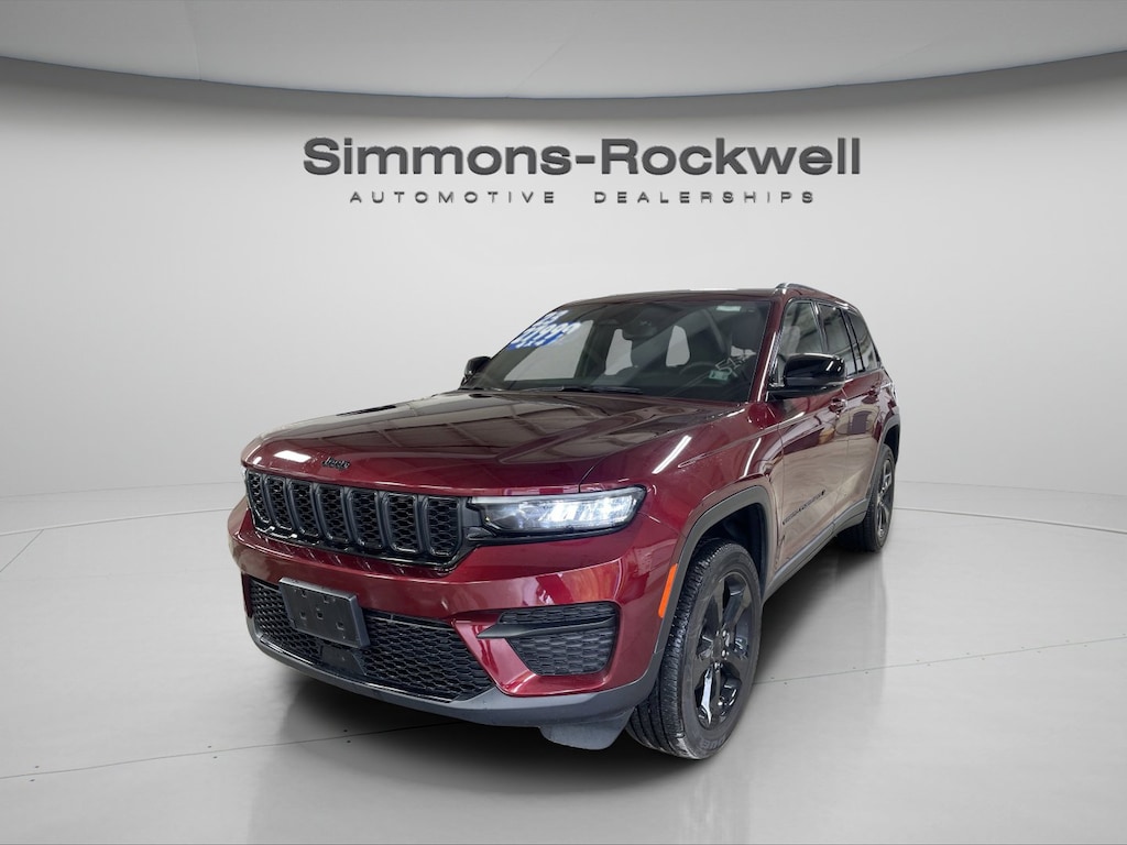 Used 2023 Jeep Grand Cherokee Altitude Altitude 4x4