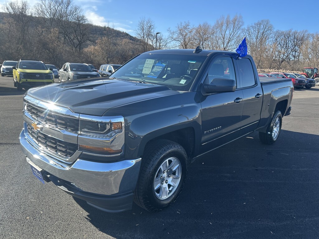 Certified 2019 Chevrolet Silverado 1500 LD LT 4WD Double Cab LT w/1LT