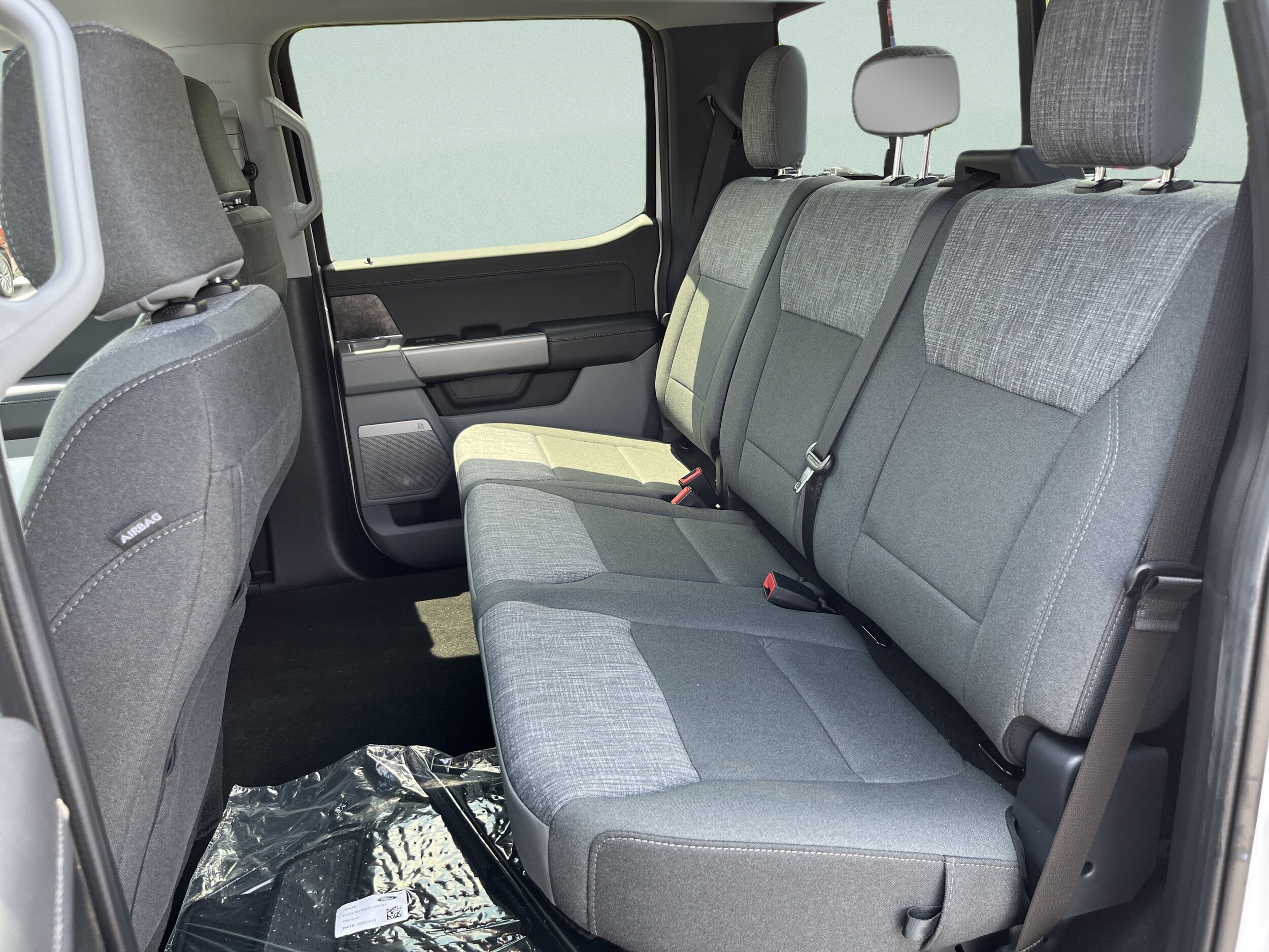 2026 Ford F-350 Super Duty XLT - Photo 31