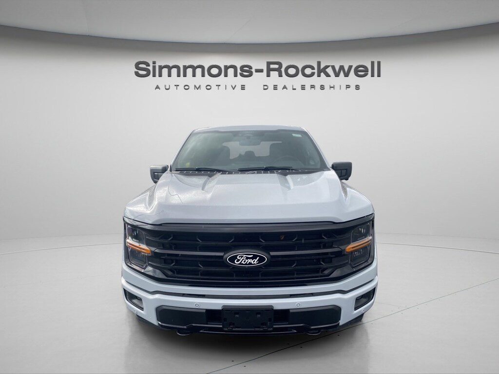 New 2025 Ford F-150 XLT XLT 4WD SuperCrew 5.5 Box