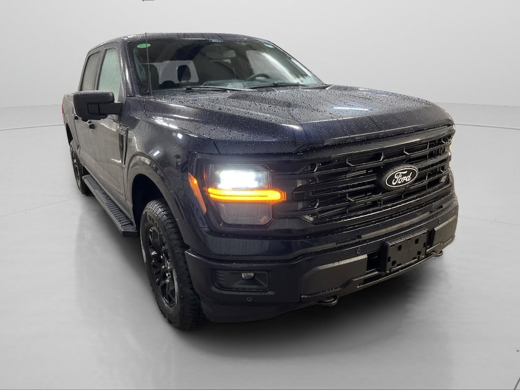 New 2026 Ford F-150 XLT XLT 4WD SuperCrew 5.5 Box