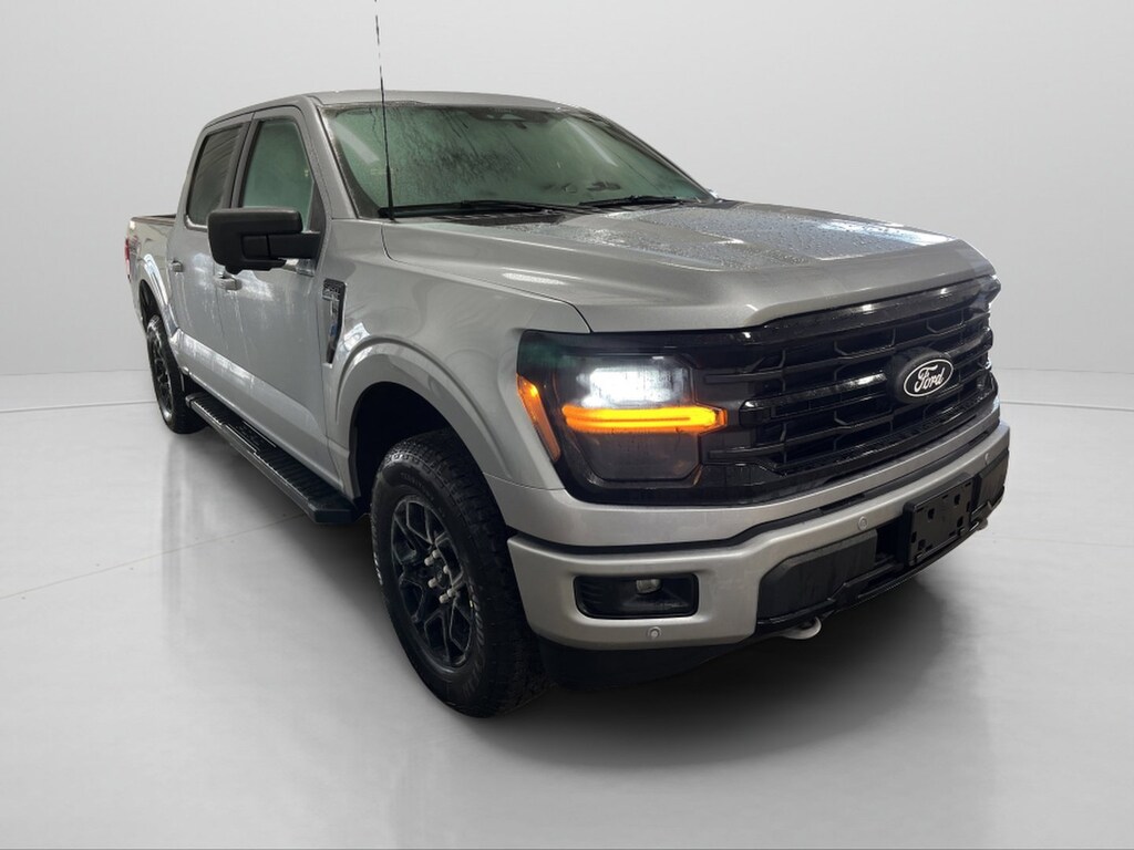 New 2026 Ford F-150 XLT XLT 4WD SuperCrew 5.5 Box