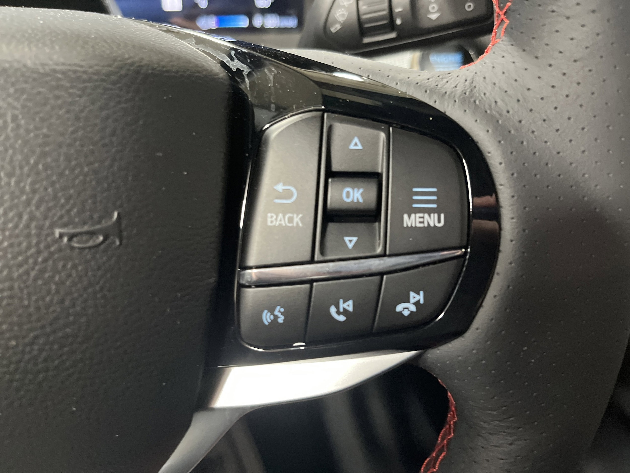 2026 Ford Explorer ST-Line - Photo 22