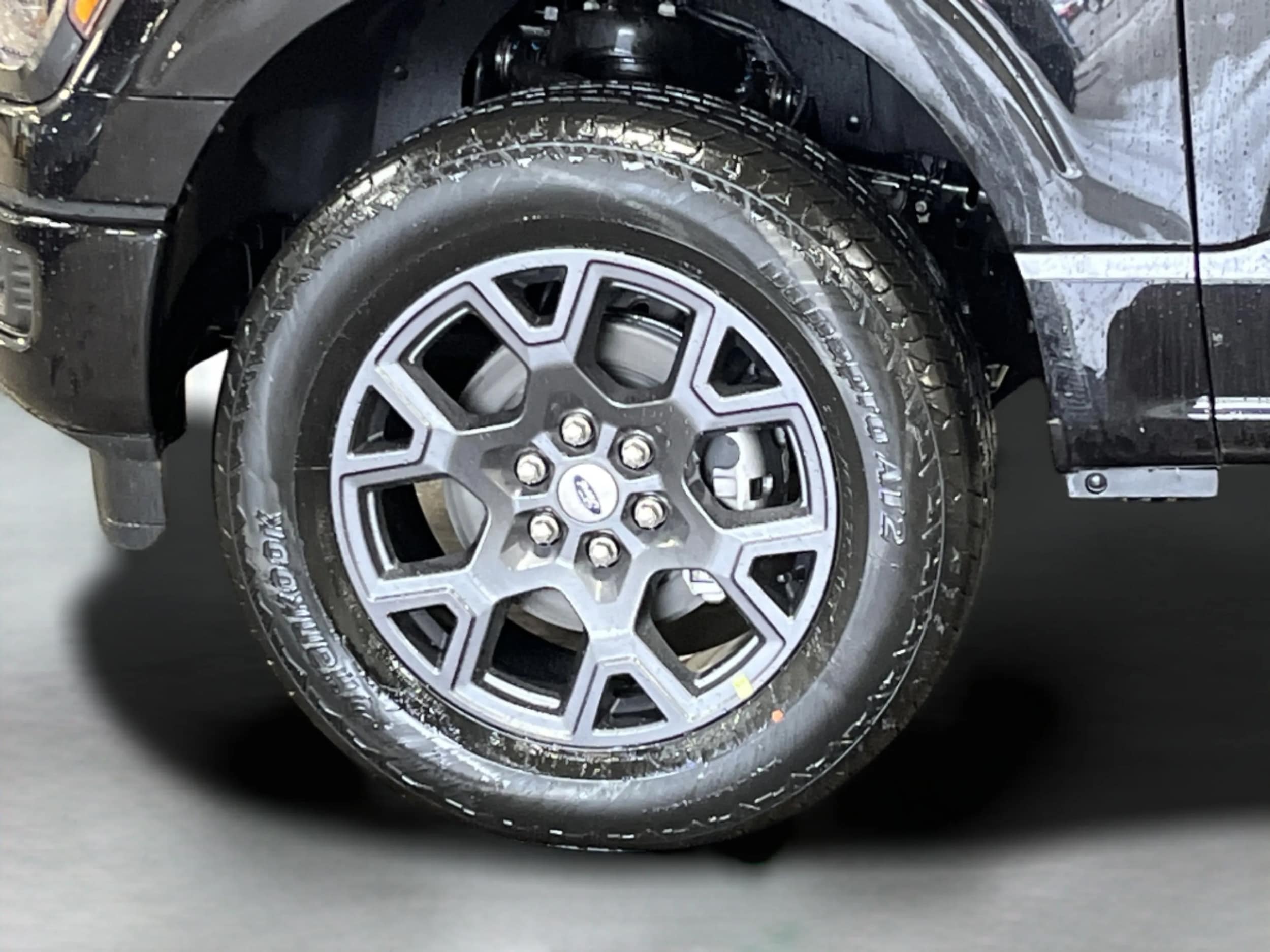 2026 Ford F-150 STX - Photo 9