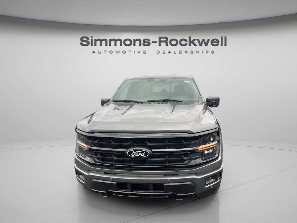 New 2025 Ford F-150 XLT XLT 4WD SuperCrew 5.5 Box