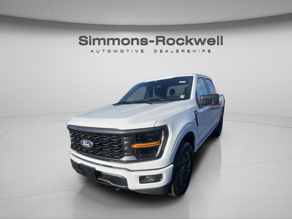 New 2025 Ford F-150 STX STX 4WD SuperCrew 5.5 Box