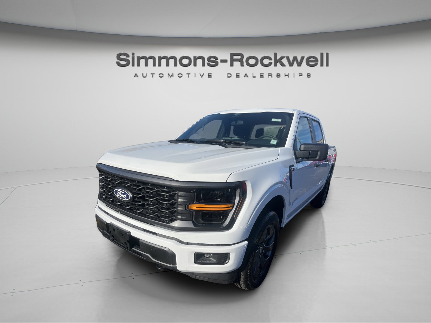 2025 Ford F-150 STX 4WD SuperCrew 5.5 Box 