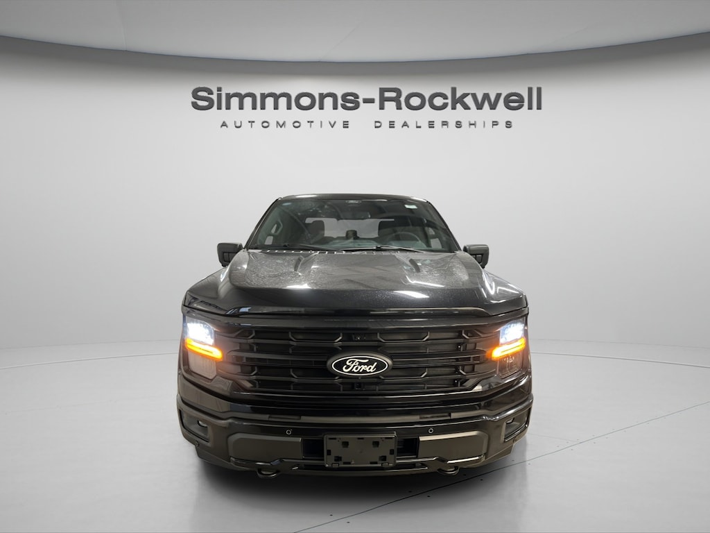 New 2026 Ford F-150 XLT XLT 4WD SuperCrew 5.5 Box