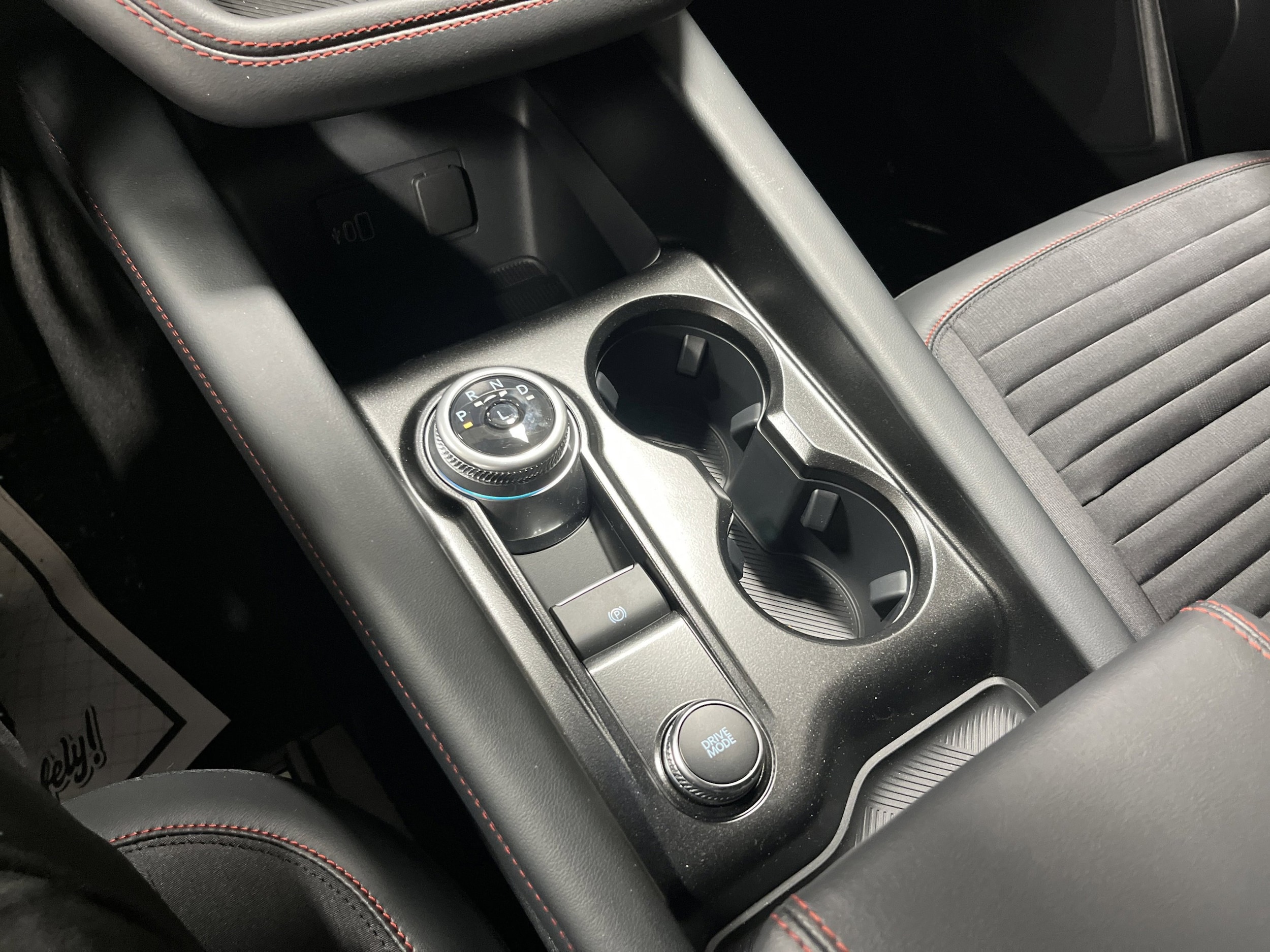 2026 Ford Explorer ST-Line - Photo 28