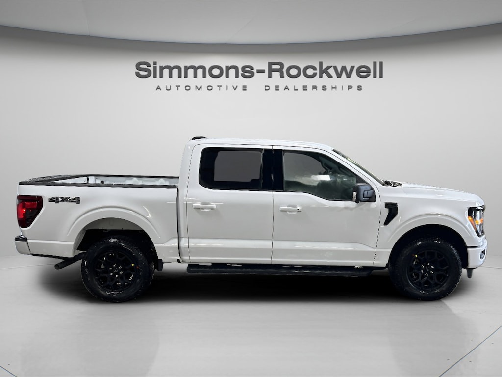 New 2026 Ford F-150 XLT XLT 4WD SuperCrew 5.5 Box