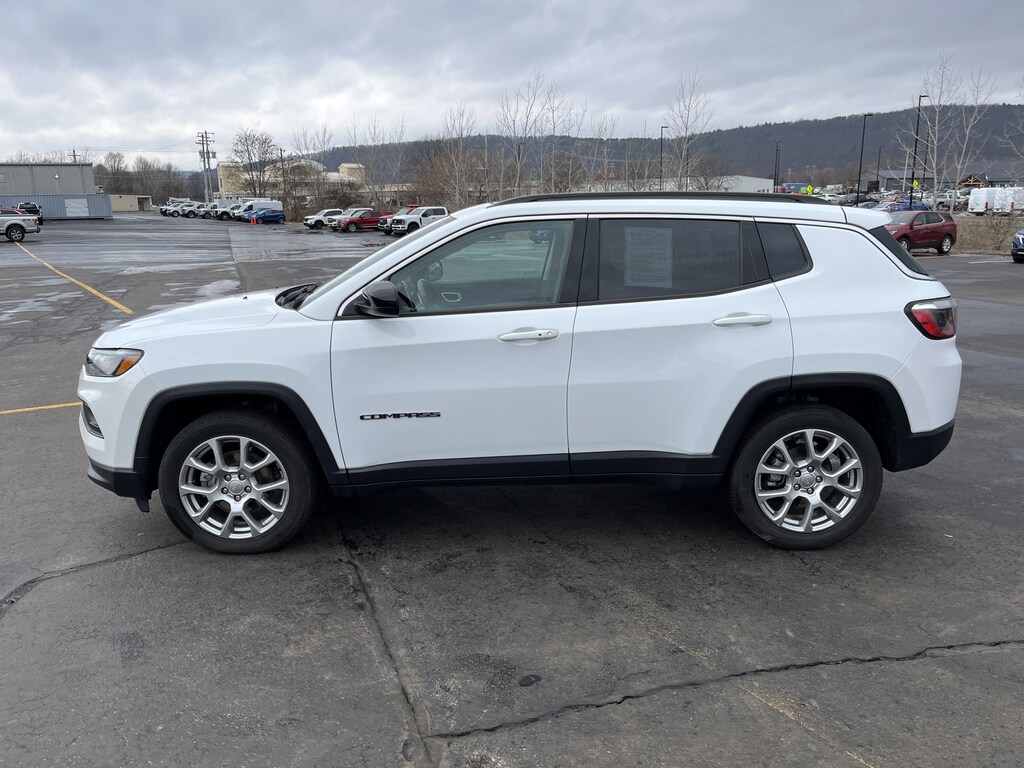 Used 2022 Jeep Compass Latitude Lux Latitude Lux