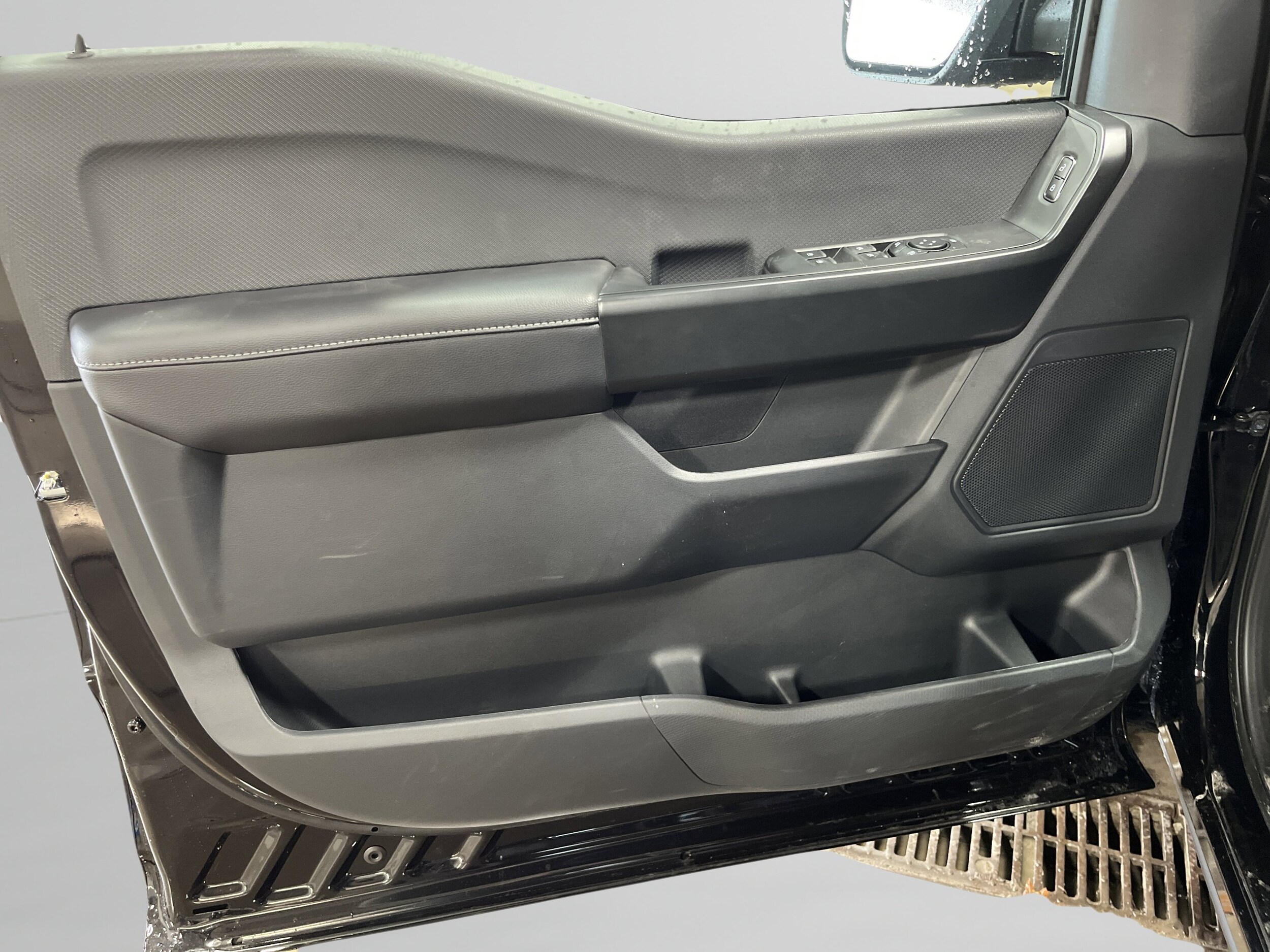 2026 Ford F-150 STX - Photo 13