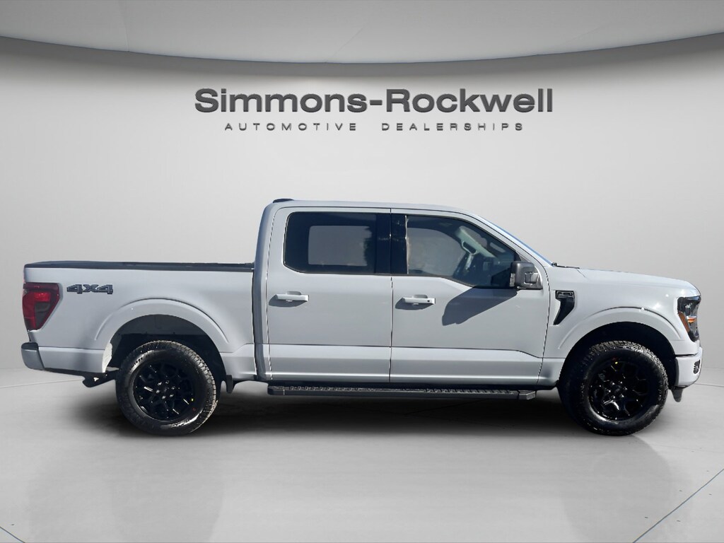 New 2026 Ford F-150 XLT XLT 4WD SuperCrew 5.5 Box