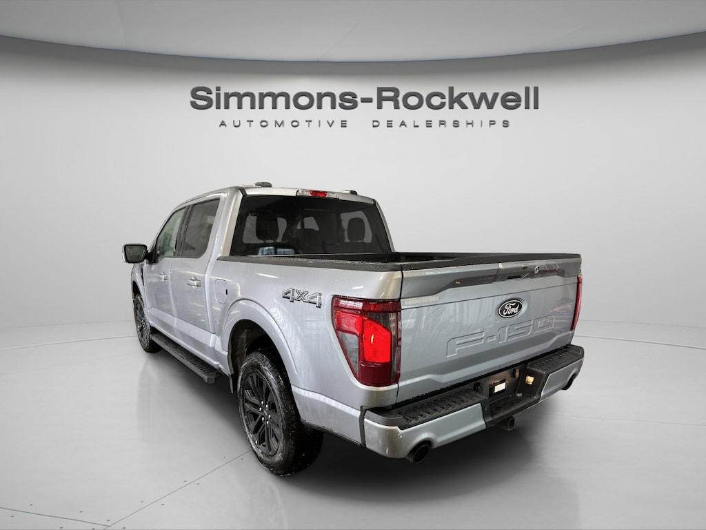 New 2026 Ford F-150 XLT XLT 4WD SuperCrew 5.5 Box