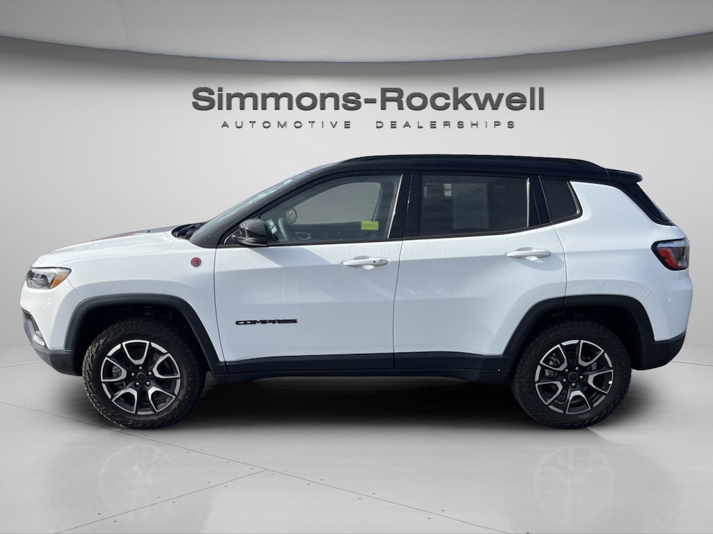 Used 2025 Jeep Compass Trailhawk SUV