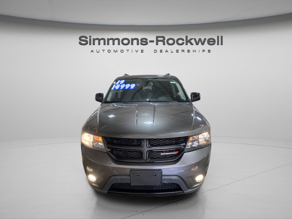 Used 2019 Dodge Journey SE SUV