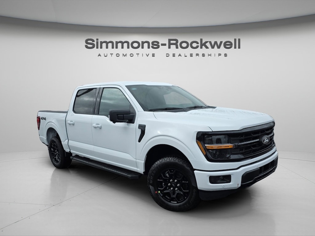 New 2025 Ford F-150 XLT Truck SuperCrew Cab