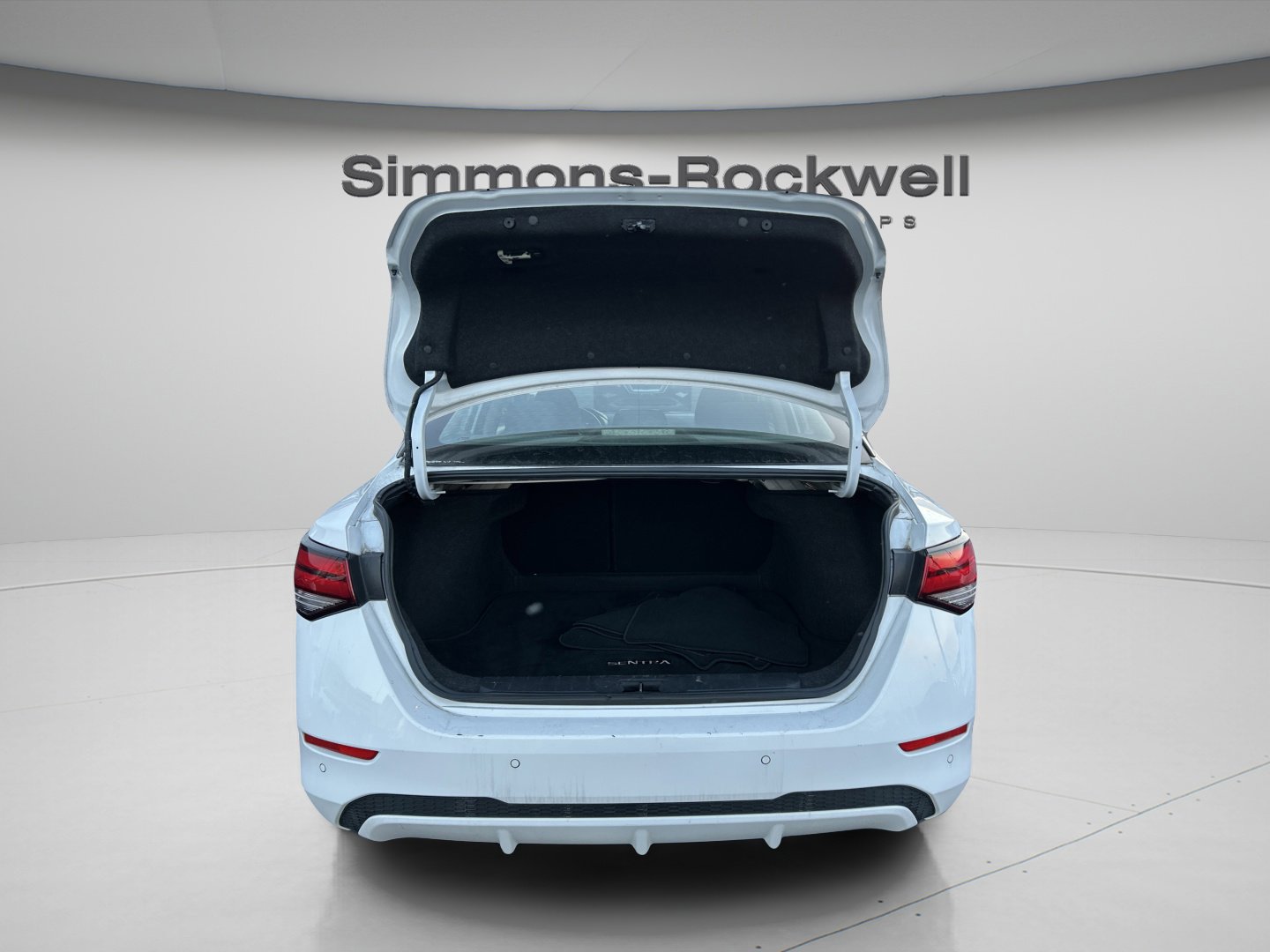 2024 Nissan Sentra SV - Photo 7