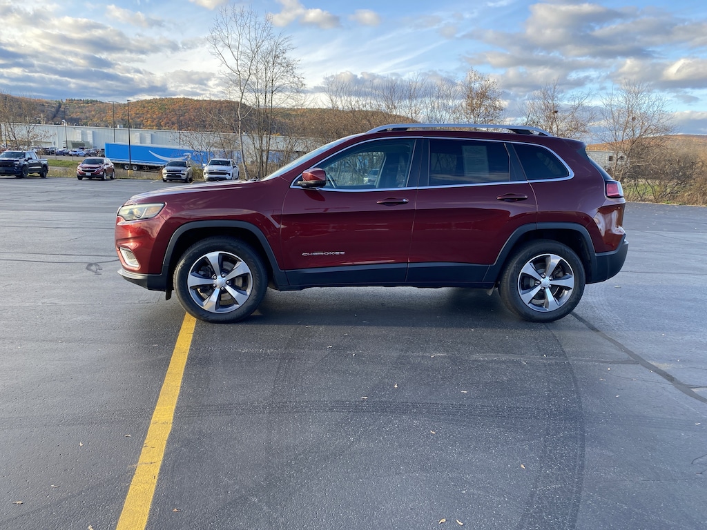 Used 2019 Jeep Cherokee Limited SUV