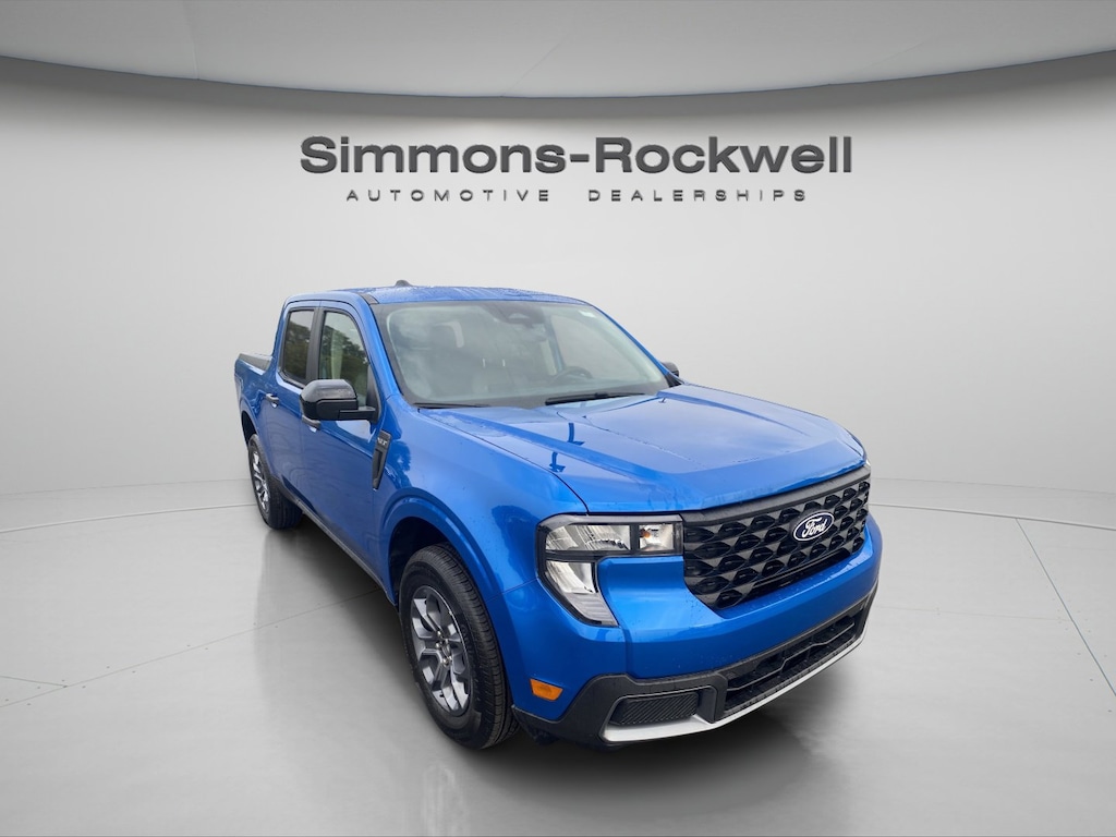 New 2025 Ford Maverick XLT Truck SuperCrew