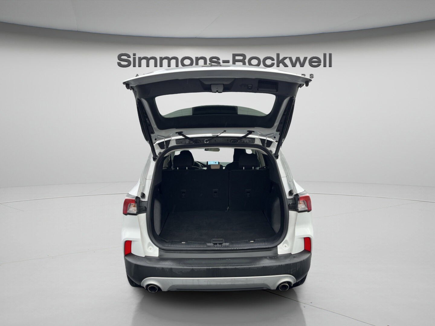 2022 Ford Escape SE photo 2