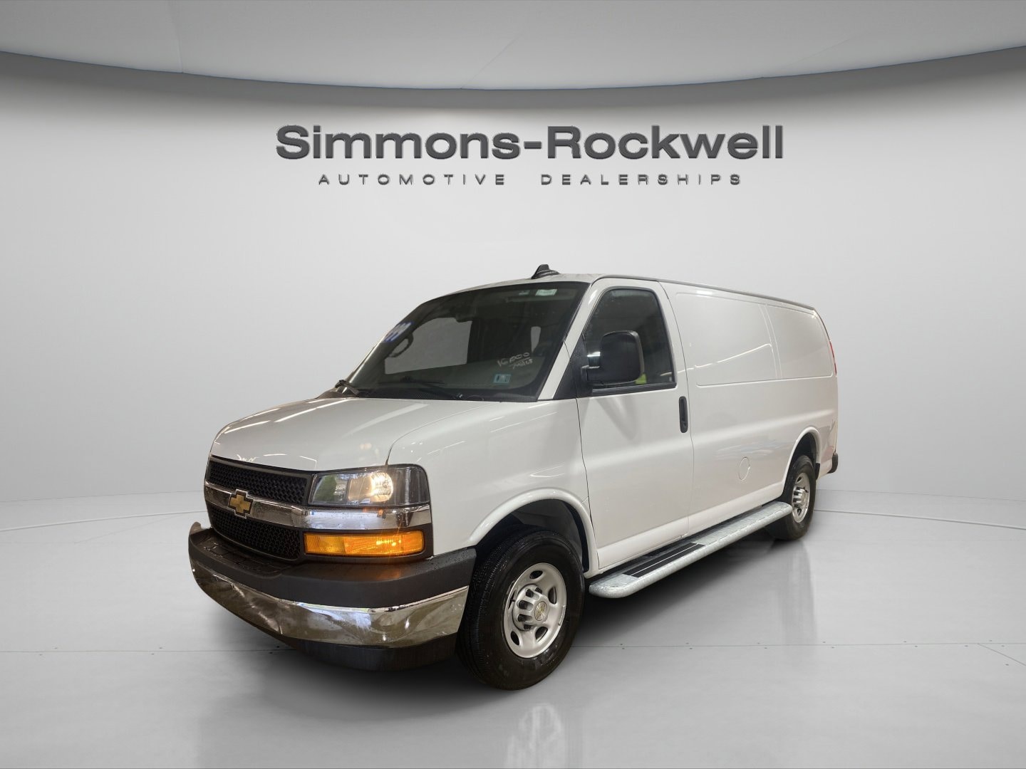 2024 Chevrolet Express 2500 Work Van HD's photo