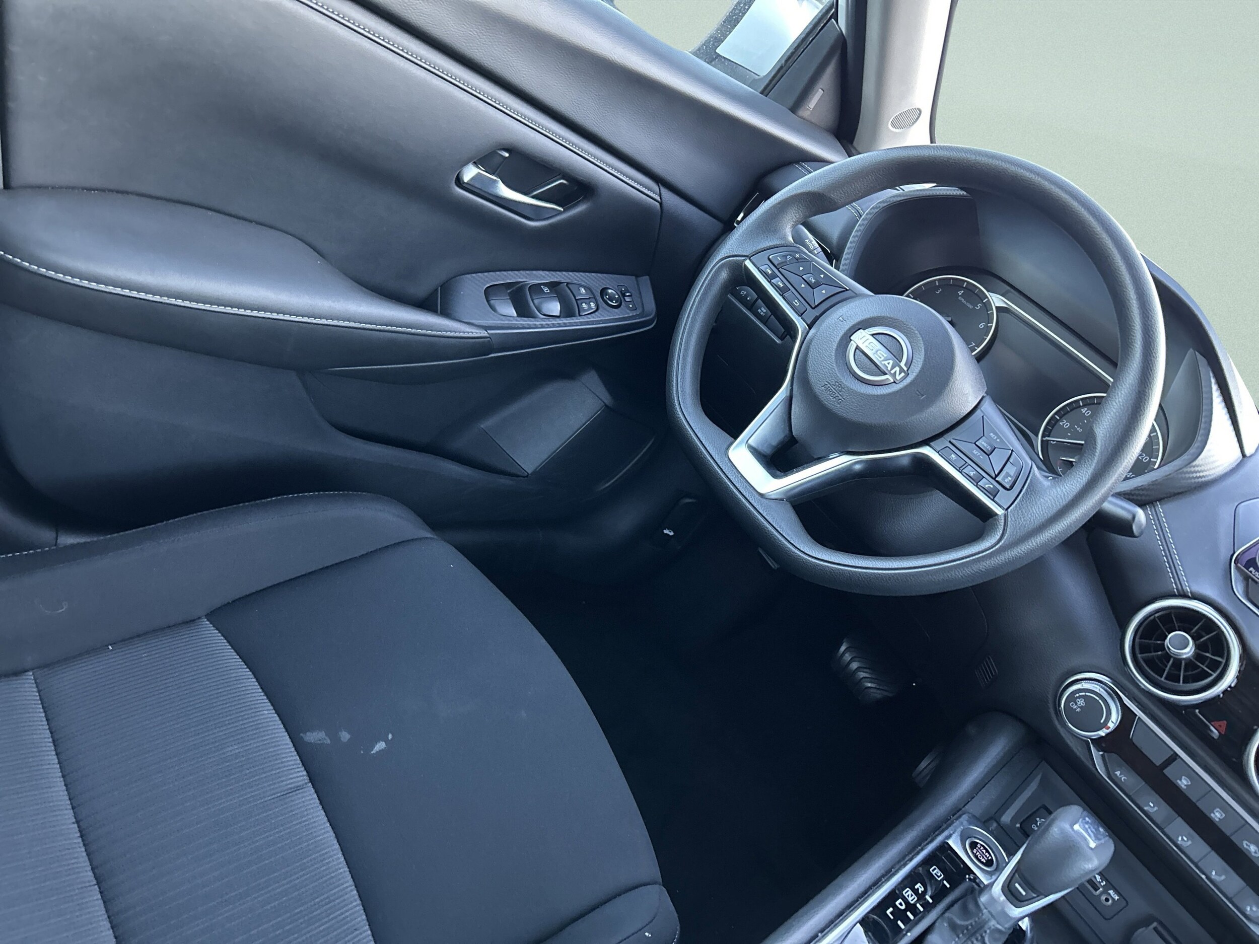 2024 Nissan Sentra SV - Photo 19