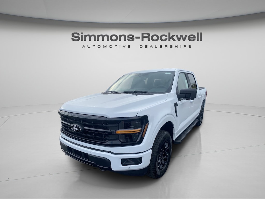 New 2025 Ford F-150 XLT Truck SuperCrew Cab