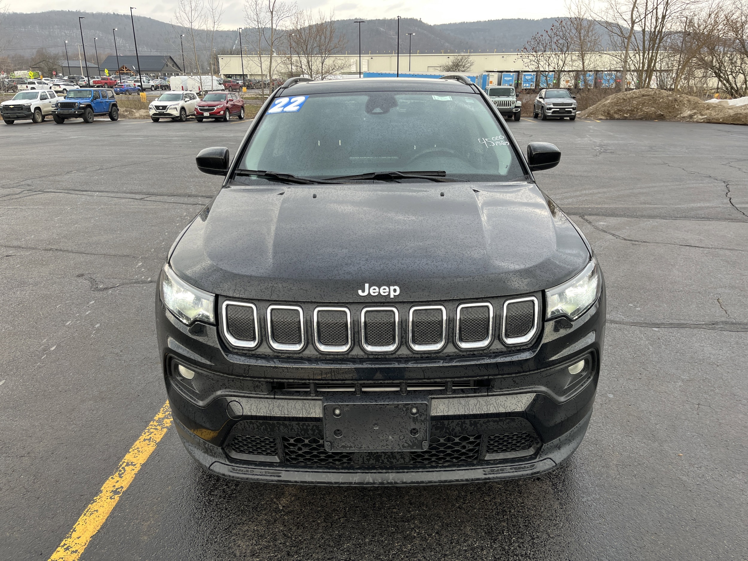 2022 Jeep Compass Latitude Lux's photo