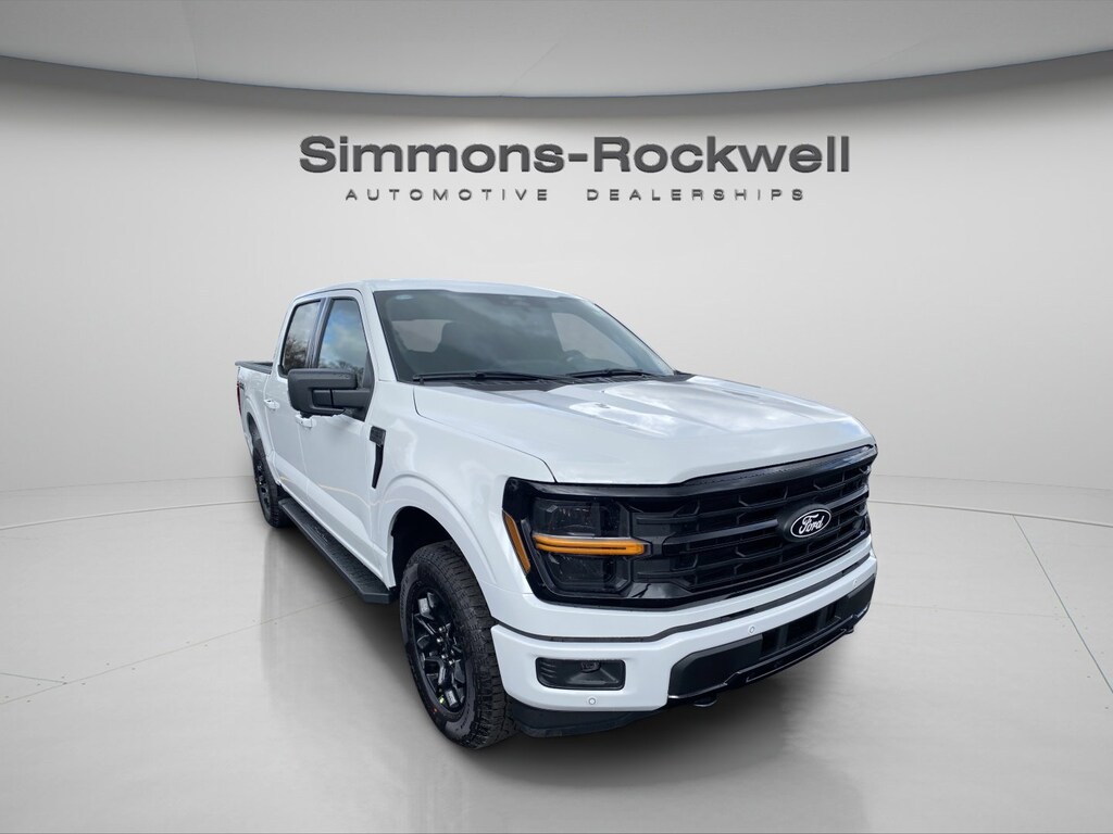 New 2025 Ford F-150 XLT Truck SuperCrew Cab