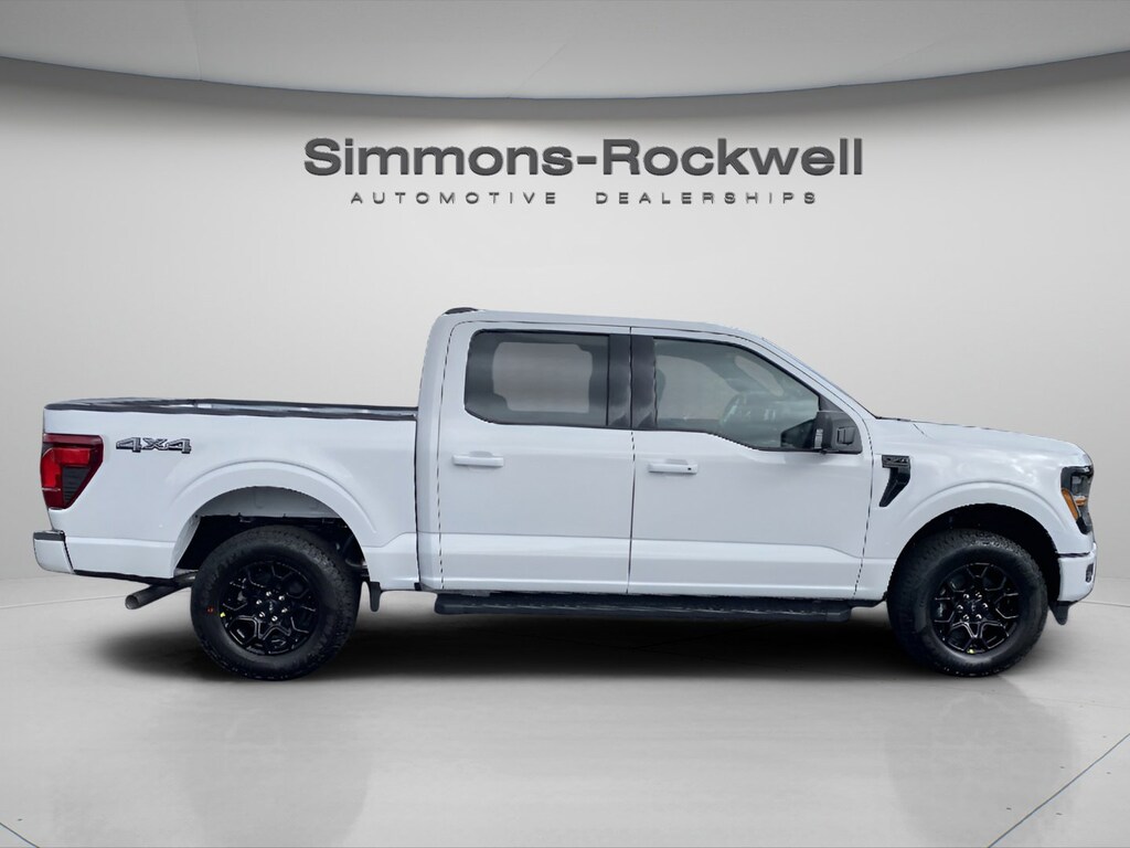 New 2025 Ford F-150 XLT Truck SuperCrew Cab