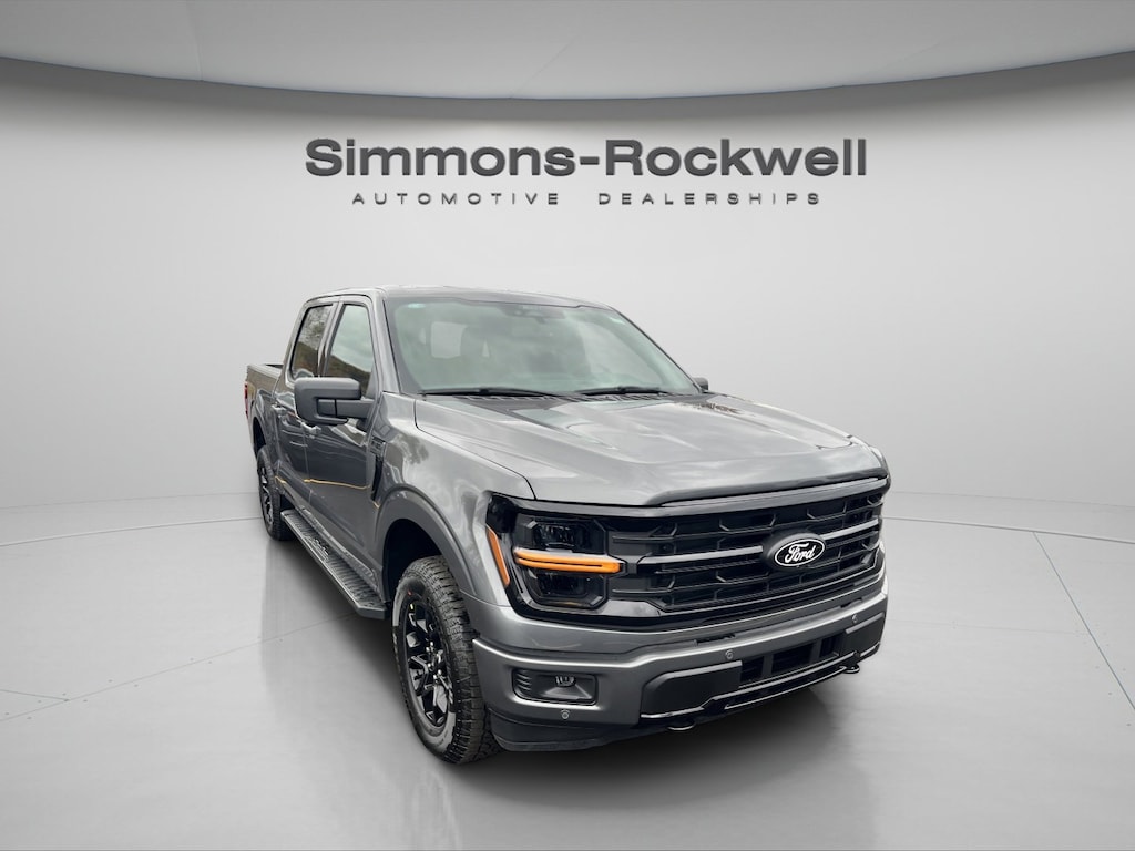 New 2025 Ford F-150 XLT Truck SuperCrew Cab