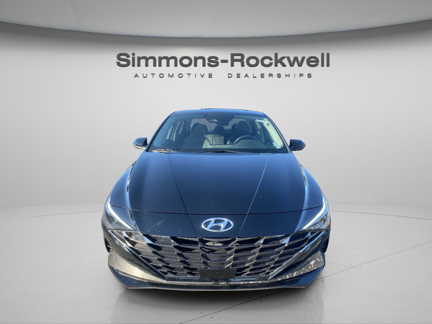 2021 Hyundai Elantra Limited photo 2