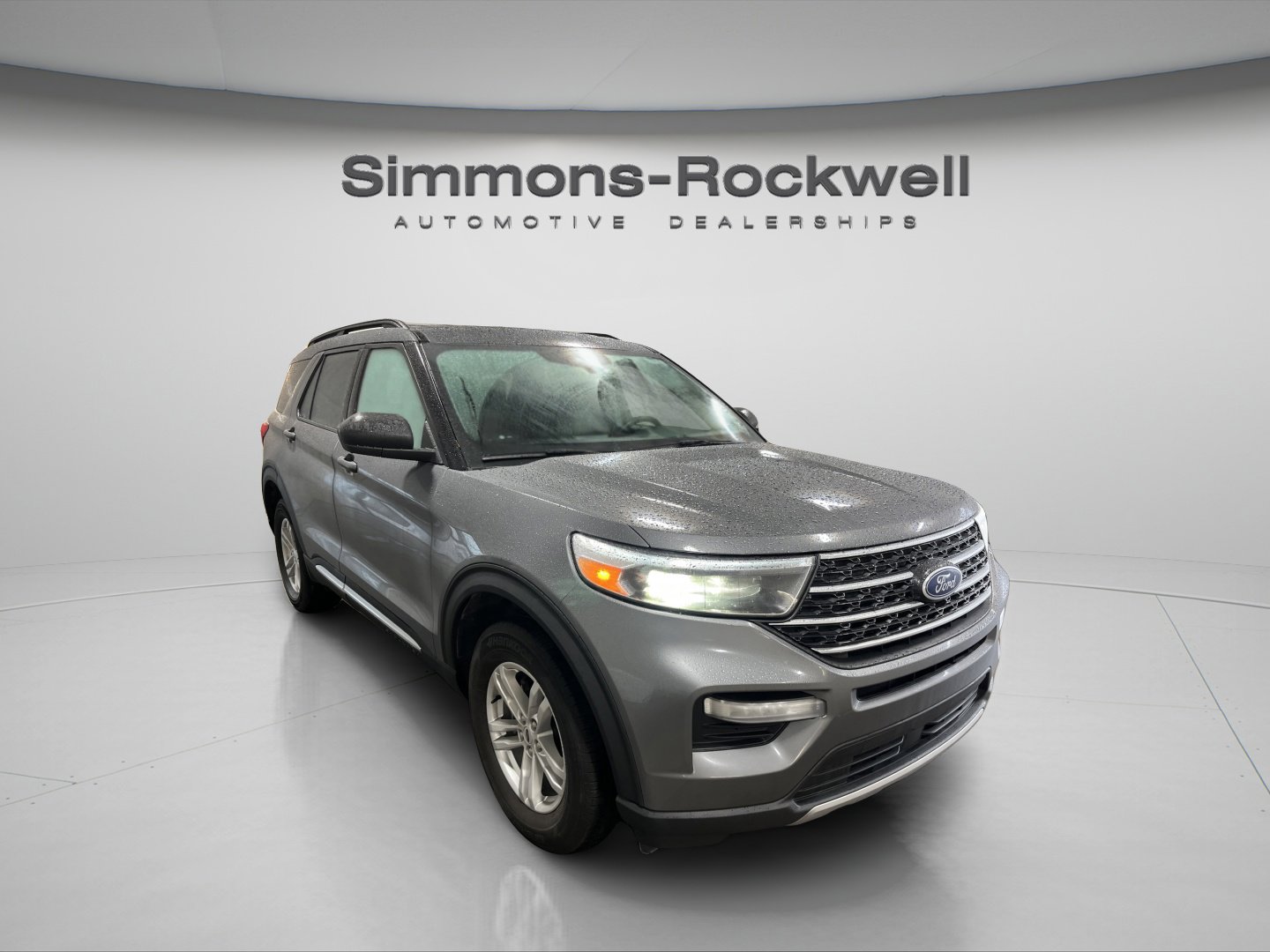 2022 Ford Explorer XLT photo 2