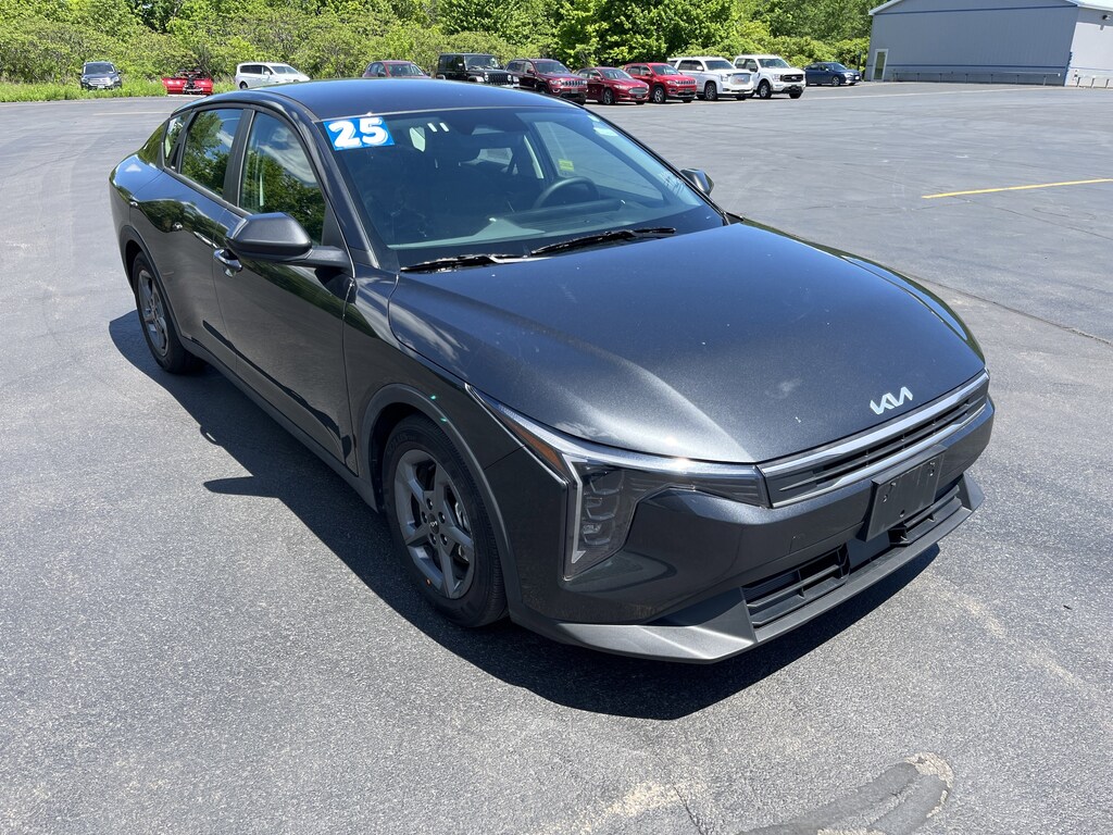 Used 2025 Kia K4 LXS Sedan