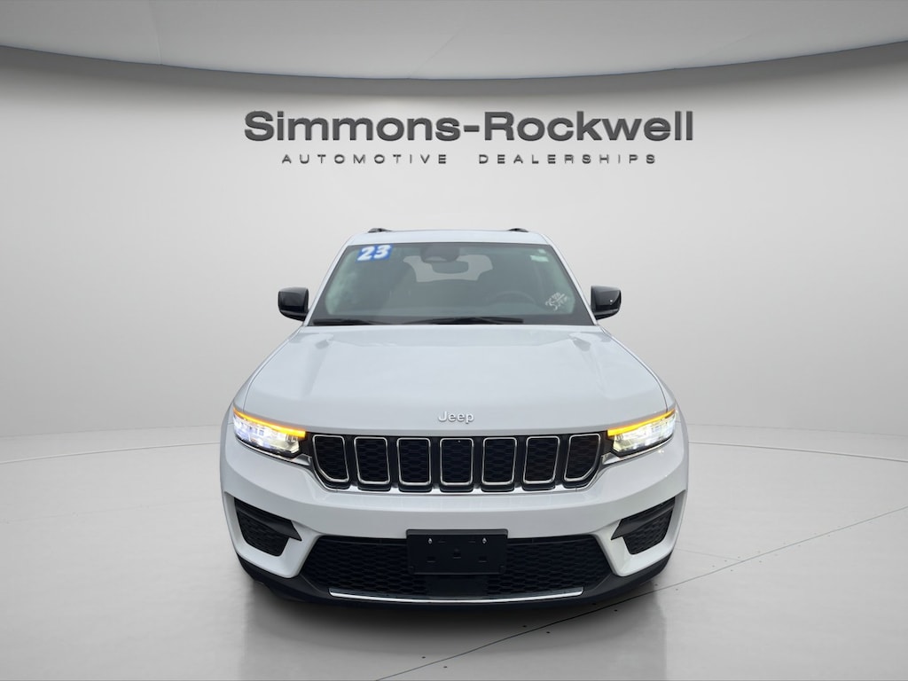 Used 2023 Jeep Grand Cherokee Laredo X SUV