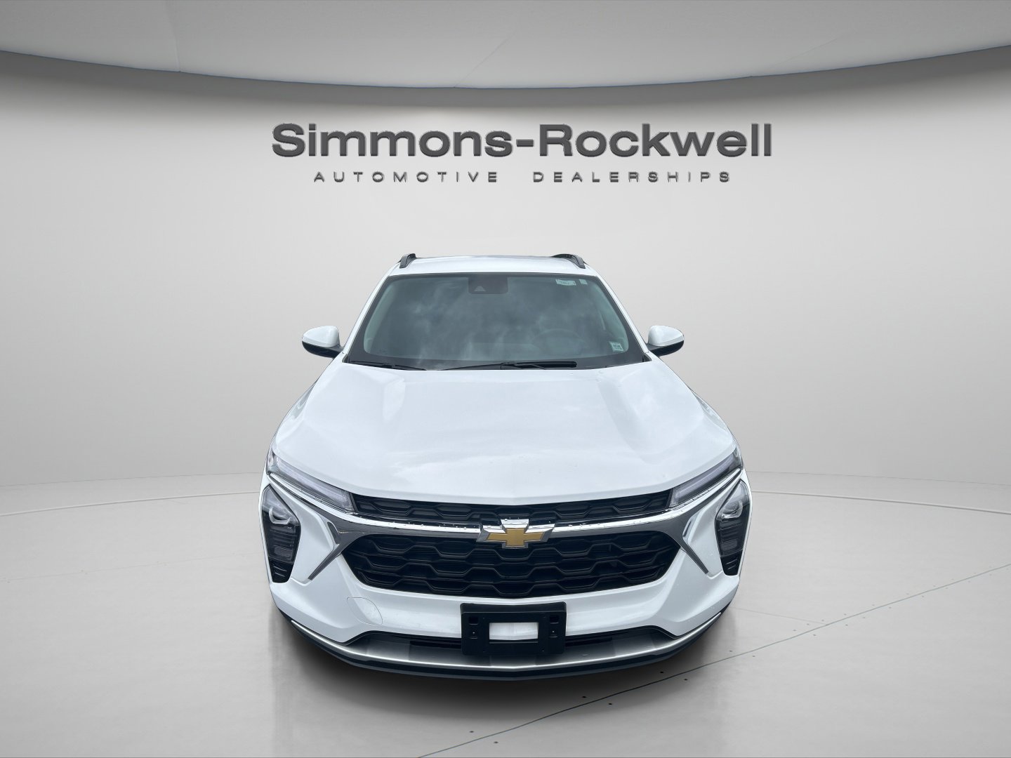 2024 Chevrolet Trax LT photo 2