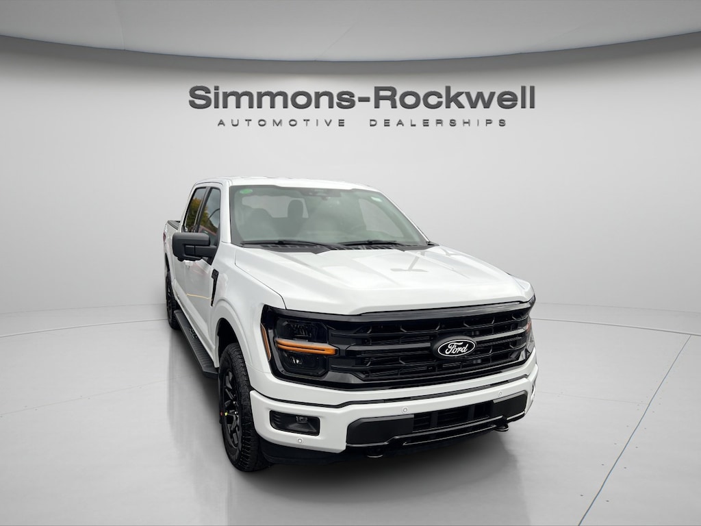 New 2025 Ford F-150 XLT Truck SuperCrew Cab