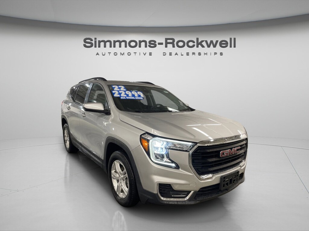 Used 2022 GMC Terrain SLE SUV