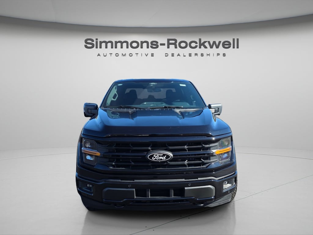 New 2025 Ford F-150 XLT Truck SuperCrew Cab