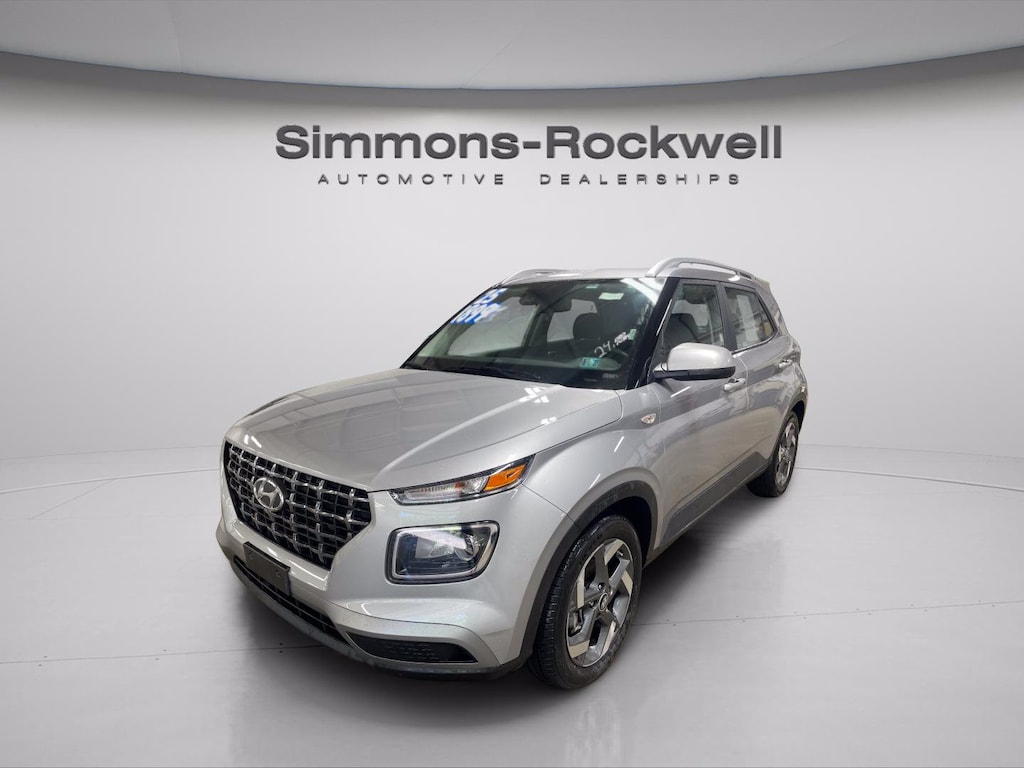 Used 2025 Hyundai Venue SEL SUV