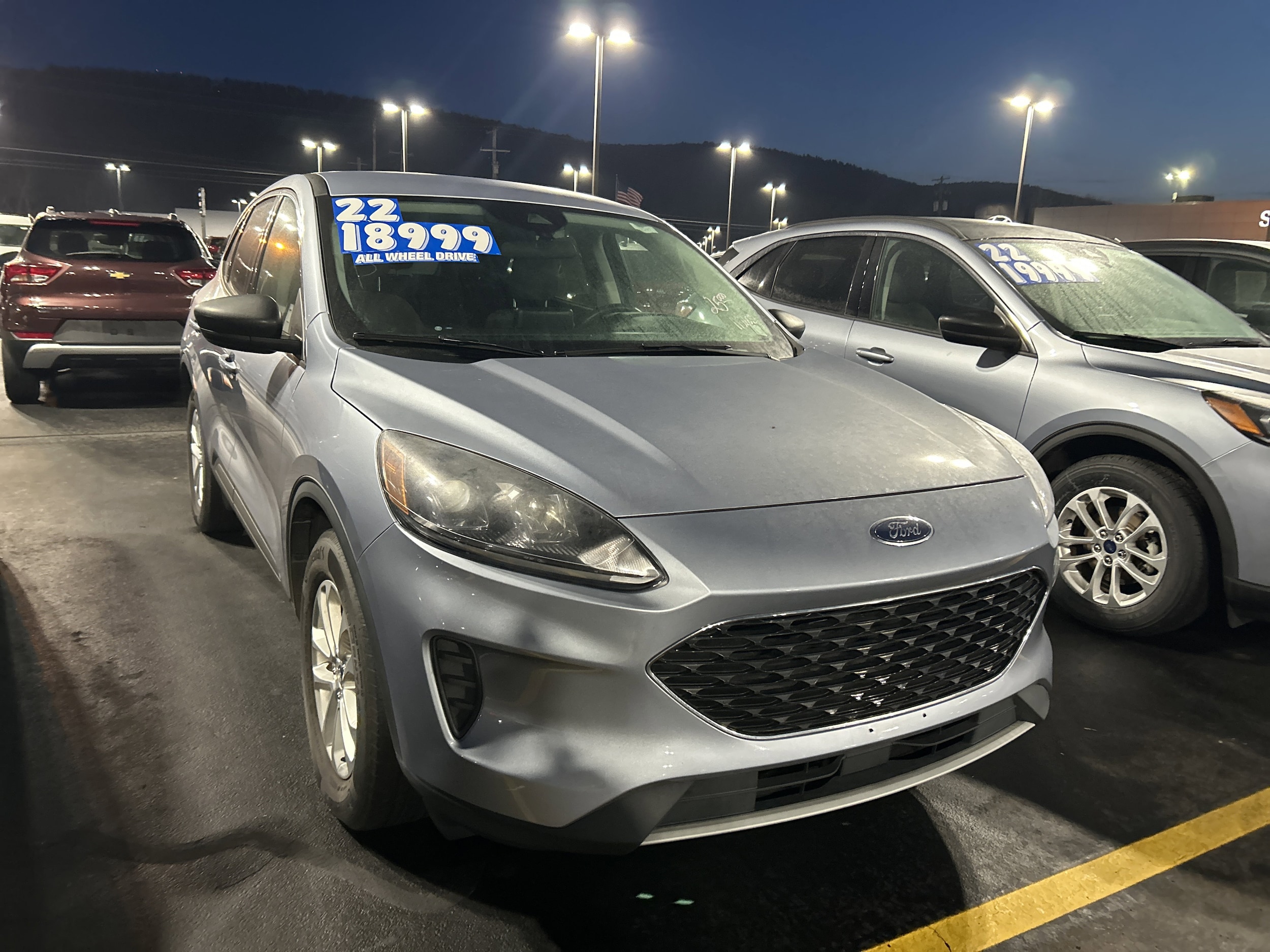 Used 2022 Ford Escape SE with VIN 1FMCU9G60NUA08692 for sale in Bath, NY